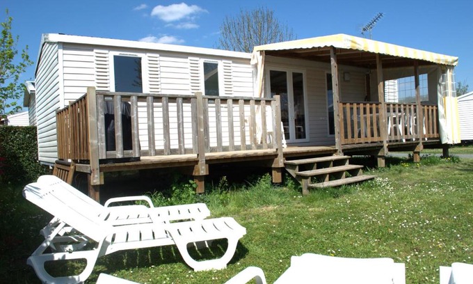 Coulanges Other | Spacious Mobile Home for 8 with Ocean View & WiFi