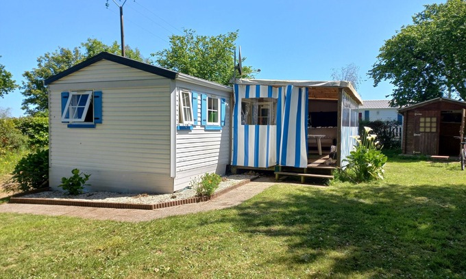 Plouezec House | Pet-Friendly Mobil Home in Lush 400m Arbor Terrain