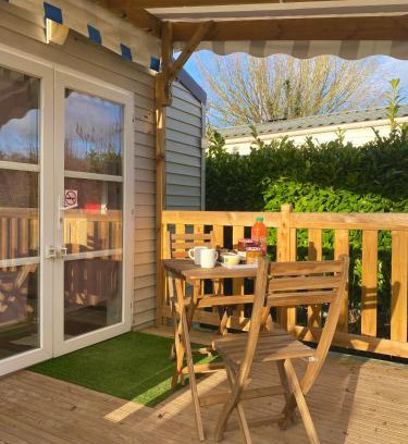 Angicourt Other | Cozy One-Bedroom Mobile Home with Hot Tub & Pet Amenities