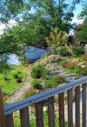 Saint-Christol-Les-Ales Ski Chalet | Family-Friendly Mobile Home with Great Guest Ratings