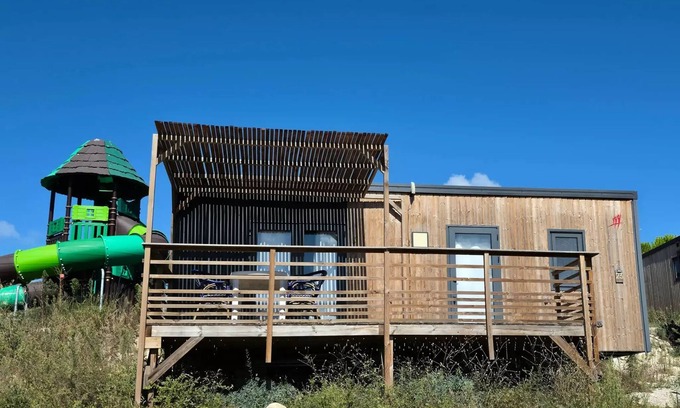 Calvisson House | Mobile-home 2 bedrooms - Confort+ 4 to 5 persons - 4 pers. included in the price