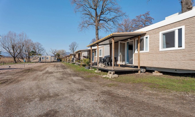 Ispra Apartment | Mobile Home 'Casa Mobile Standard 1' with Lake View, Wi-Fi and Air Conditioning