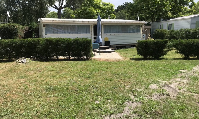 Hourtin House | Top-Rated Mobile Home with Pool and Family Amenities