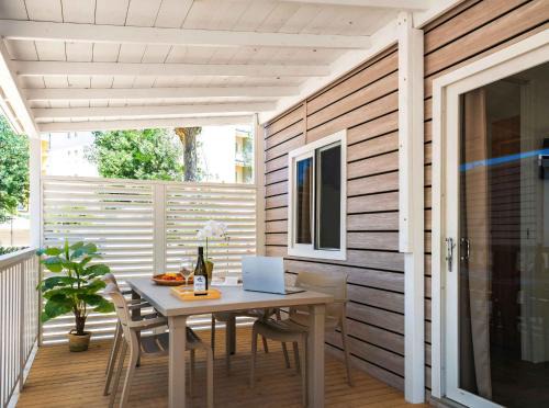 Rivabella Resort | Mobilehomes in Rimini 53447