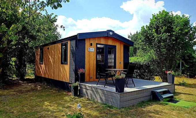 Nabburg House | Cozy Mobilheim for 4 with Ocean Views in Nabburg