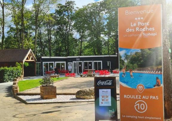 Saint-Cheron Other | Family-Friendly MobilHome with Pool at Camping Saint Cheron
