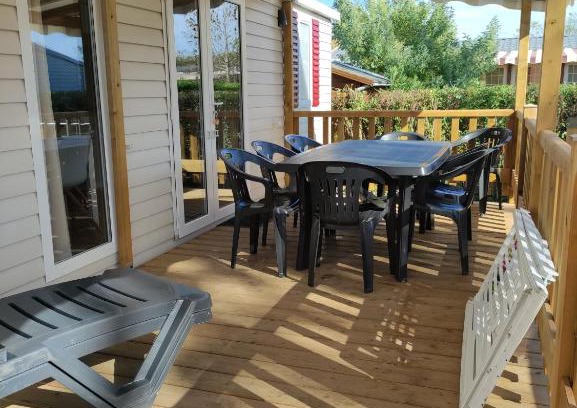 Saint-Georges-d'Oleron Apartment | Relaxing Mobilhome Experience in St Georges d'Oléron