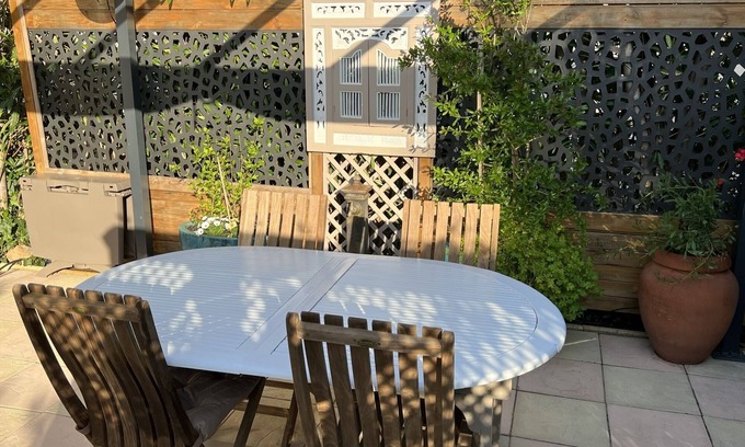 Frejus House | Ideal Mobilhome with Terrace & Private Parking for Families