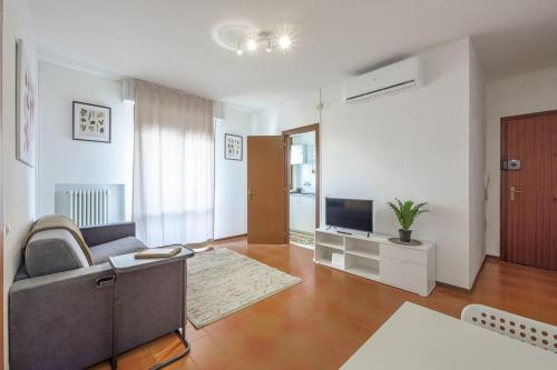 Crocetta-San Lazzaro-Modena Est Apartment | Pet-Friendly Retreat Near Modena's Ferrari and Maserati
