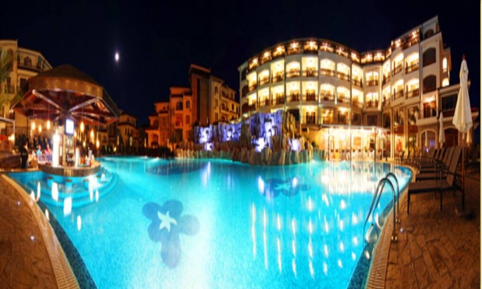 Aheloy Apartment | Stylish 1 Bed Apartment near Beautiful Vineyards