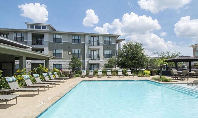 South Main Apartment | Stylish 1 BR Suite with Pool, Gym & Pet-Friendly Options