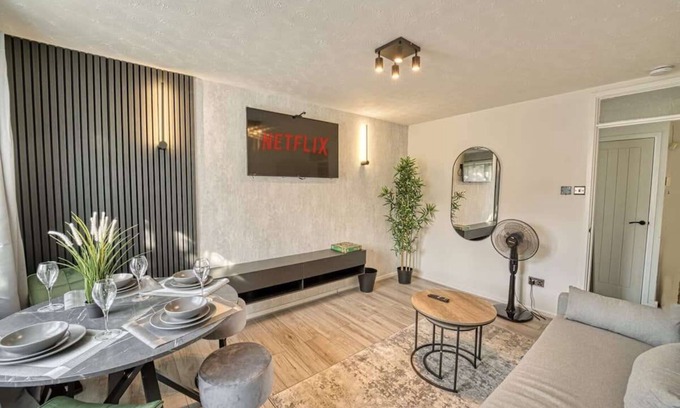 Walsall Apartment | Cozy 1BR Apartment with Free Parking and Netflix Access
