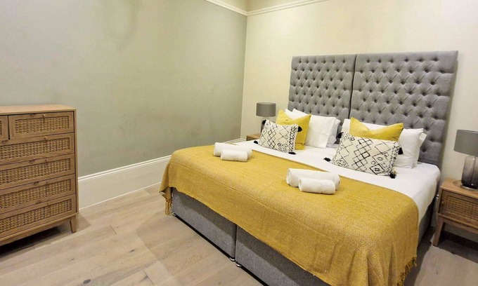 Reading City Centre Apartment | Pet-Friendly 1 Bed Apartment Ideal for Corporate Stays