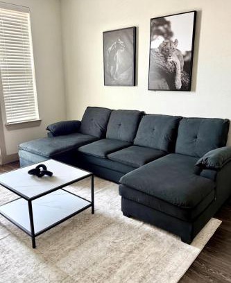 Farmers Branch Apartment | Modern 1BR Dallas Oasis Escape
