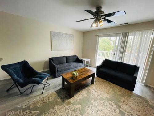 Elkins Park Apartment | Modern Elkins Park Retreat with Pool and Family Amenities