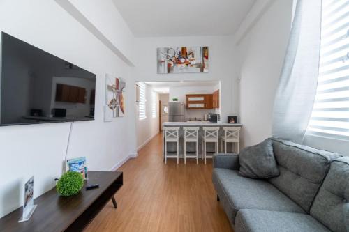 San Francisco Apartment | Modern 2 Apartments 3-Bedroom - 10 Guests in historic Old San Juan
