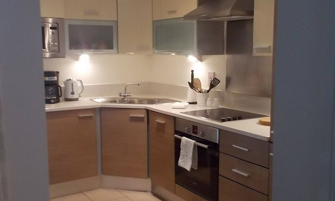City Centre Dublin Apartment | Stylish 2 Bed, 2 Bath Flat in Central Dublin Near Trinity