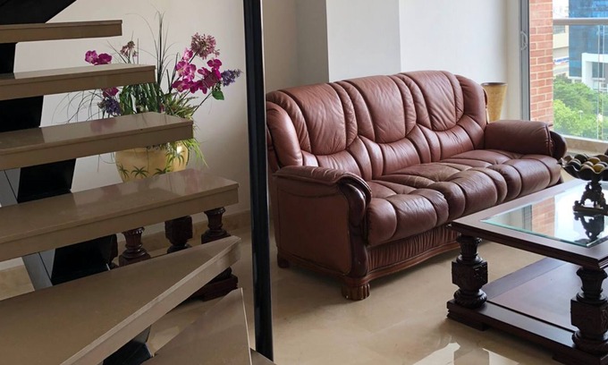 Riomar Apartment | Modern 2 Bedroom Duplex /1 Queen & 1 Single