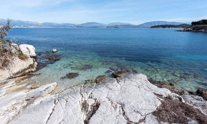 Kassiopi Apartment | Elegant 2-Bedroom Apartment with Harbour Views in Kassiopi
