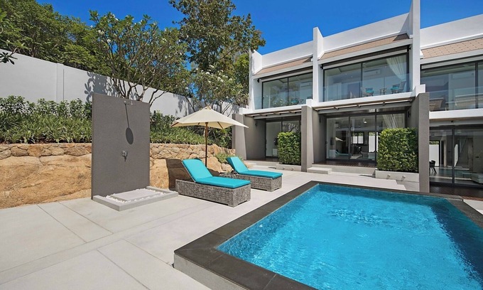 Choeng Mon House | Modern 2-BR townhouse walking distance to the beach