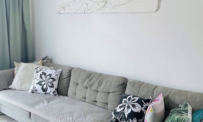 Kraaifontein Apartment | Cozy Family Home in Cape Town with Kitchen Amenities