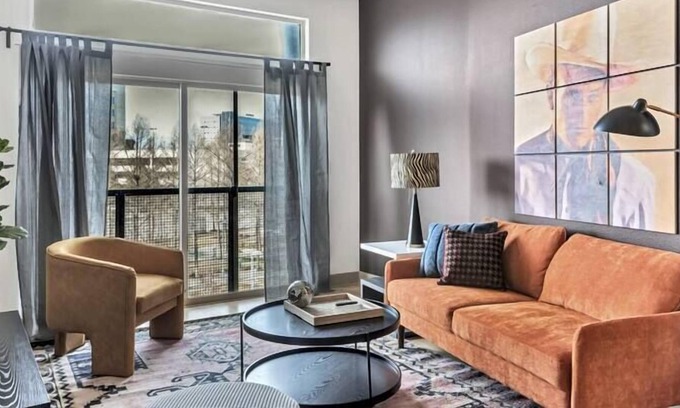 Deep Ellum Apartment | Modern 2BR CozySuites w/ pool, gym, parking! #08