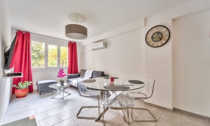 Pasteur Apartment | Modern 2BR Flat - Haut de Nice