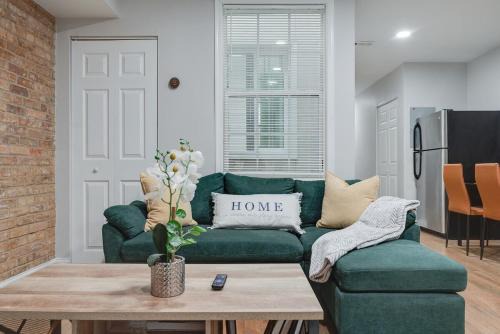 Trinidad Apartment | Modern 2BR Near H St Walk to Union Market and Metro