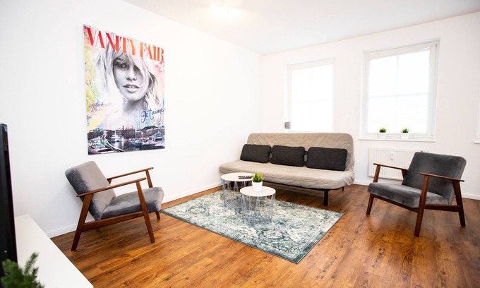 Stade Apartment | Modern 2Zi in Historic City with Pool & Netflix Access