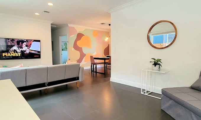 Southwest Coconut Grove House | Pet-Friendly 3 Bed House Near Coco Walk with Private Deck