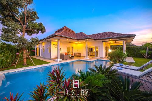 Hua Hin Villa | Stylish 3 Bedroom Villa with Private Pool for Families