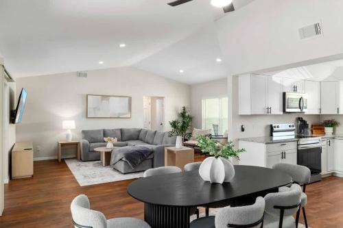 Wesley Chapel House | Modern 3 Bedroom, Wesley Chapel!