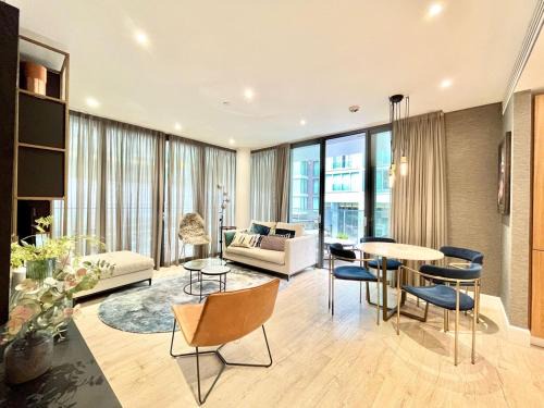 Whitechapel Apartment | Modern 3 beds Apartment in Aldgate East