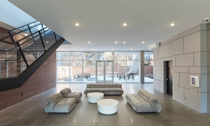 Hoboken Apartment | Modern 3 BR Loft with Gym & Deck - Steps from NYC