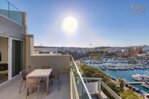 Pieta Apartment | Contemporary 3BR Home with Marina View in Pieta
