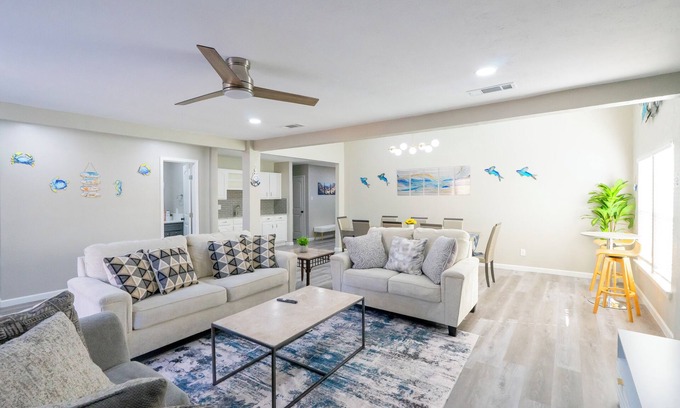 The Colony House | Modern 3BR+Office Home w/Backyard, Near Lake & Grandscape, 30-Night Min #42276