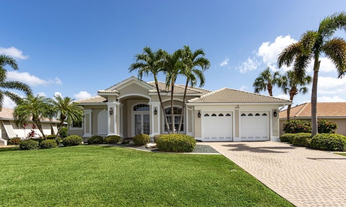 Caloosahatchee Villa | Waterfront Home with Heated Pool & Quick Gulf Access