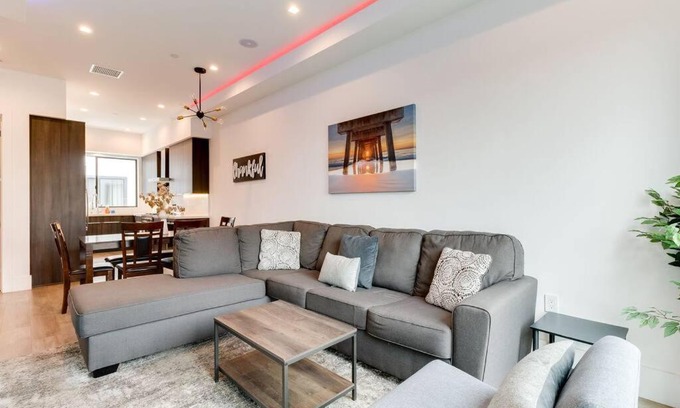 Mid City Villa | Stylish 4 Bedroom Home with Rooftop Deck and Ocean Views