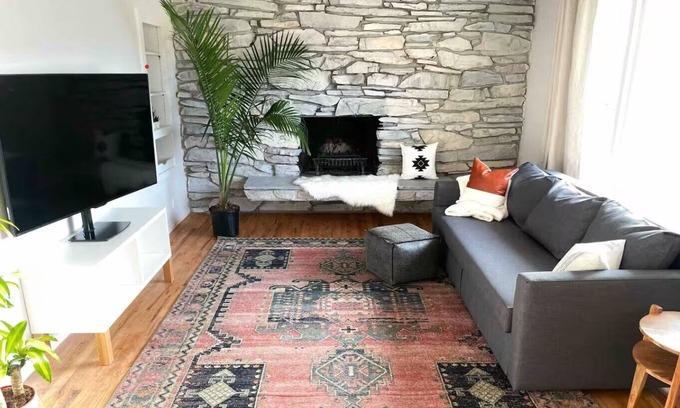 West Valley City House | Modern 4BR Retreat | Sleeps 12 | Near SLC