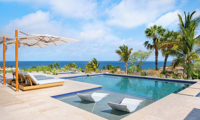 Buzzards Villa | Modern 5bd Villa with Beach Access & Private Pool Awaits!
