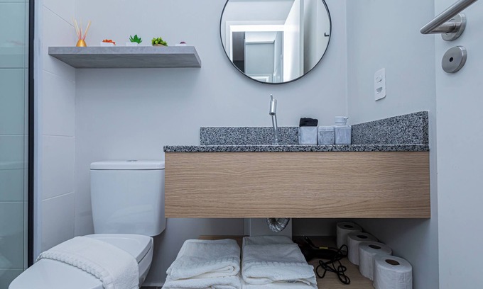 Santo Amaro Apartment | Modern and complete studio | Close to the subway & consulate