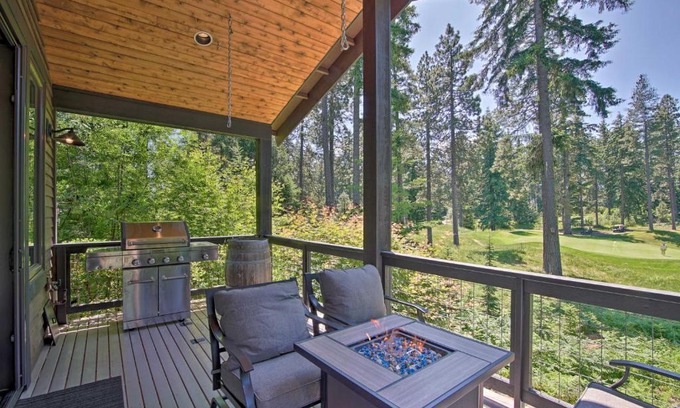 Cle Elum House | Elegant Alpine Home Overlooking Prospector Golf Course