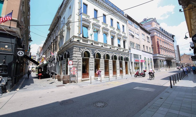 Old Town Apartment | Bright Studio in the Heart of the City Center!
