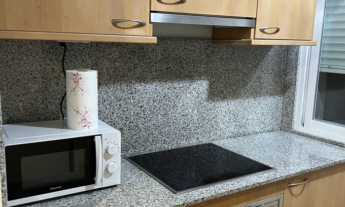 Castello de la Plana Apartment | Inviting Apartment in Castellon, Spain - Guest Rated 10/10