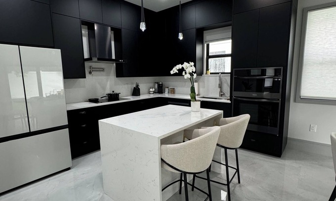 Oakford Park House | Modern and Elegant Residence