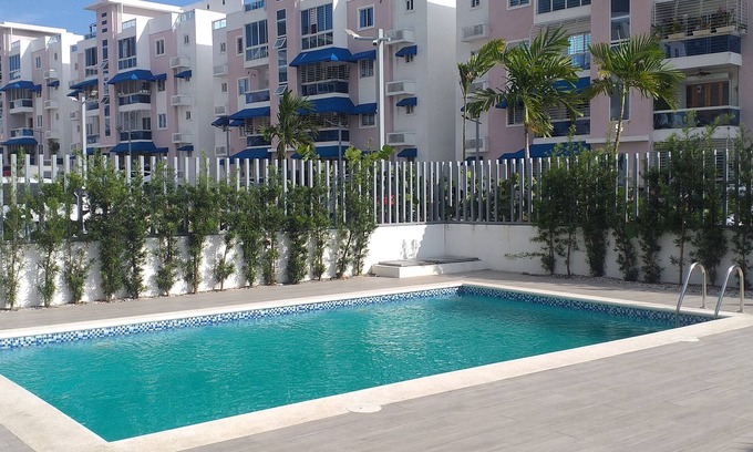 Los Rios Apartment | Stylish Executive Apartment with Pool and Spa Amenities