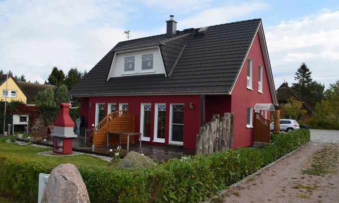 Born auf dem Darss Apartment | Welcoming First Floor Apartment for Two at Leuchtfeuer