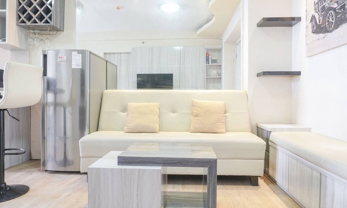 Pluit Apartment | Cozy 2Br Green Bay Pluit Apartment with Ocean Views