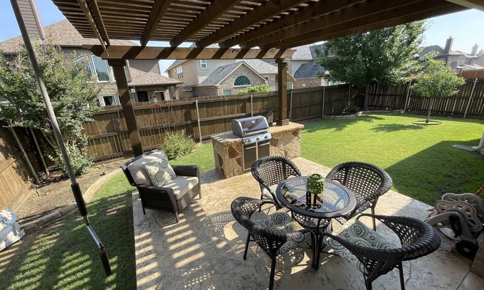 Little Elm House | Contemporary Retreat with Family-Friendly Amenities