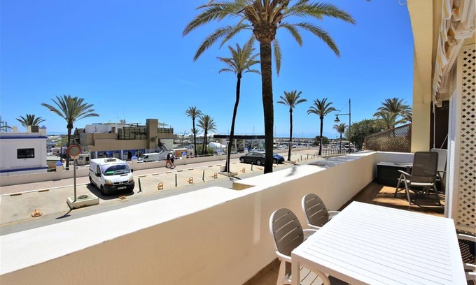 Estepona Apartment | Modern Apartment with Ocean View Near Estepona Marina